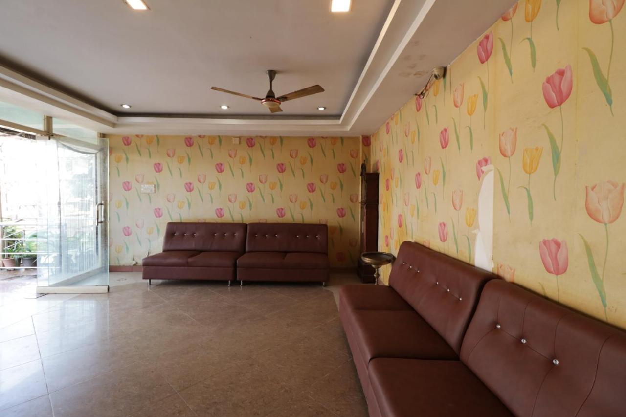 Oyo 29259 Hotel Rama Royal Nellore Ngoại thất bức ảnh